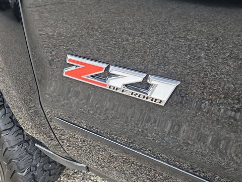 Certified 2018 Chevrolet Silverado 1500 LTZ Z71 w/ LTZ Plus Package AWD/4WD image 13