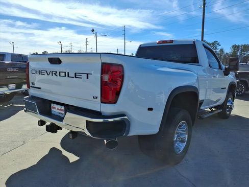 Used 2025 Chevrolet Silverado 3500 LT image 7