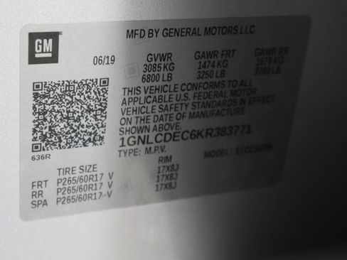 Used 2019 Chevrolet Tahoe 2WD w/ Enhanced Driver Alert Package image 34