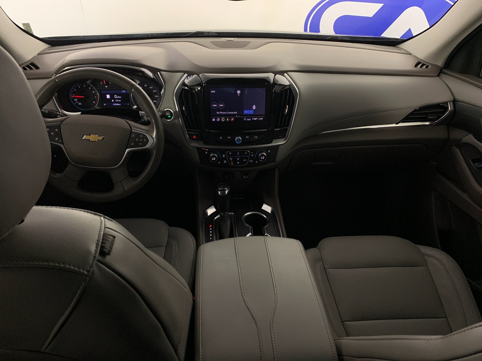 Used 2020 Chevrolet Traverse Premier w/ LPO, Floor Liner Package FWD image 34