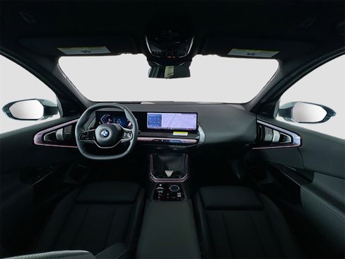 New 2026 BMW X3 xDrive30 w/ Premium Package image 9