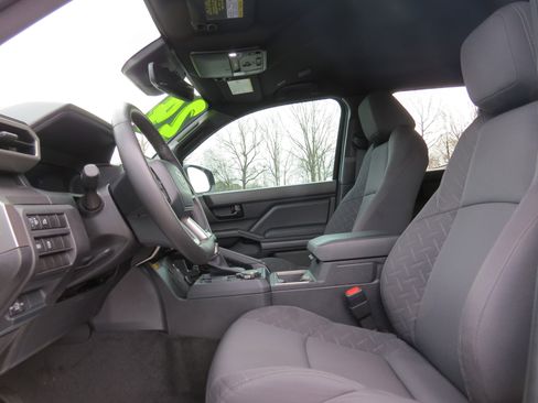 Used 2024 Toyota Tacoma SR5 image 13