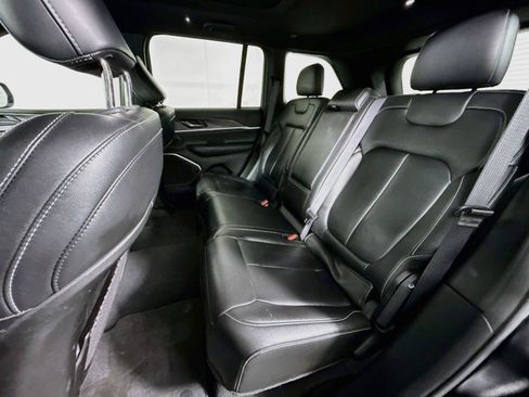 Used 2024 Jeep Grand Cherokee Limited 4xe AWD/4WD image 25