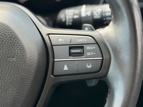 Used 2025 Honda CR-V Sport-L image 13
