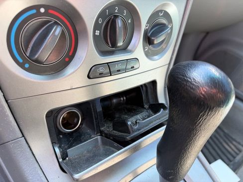 Used 2005 Subaru Forester 2.5X image 17