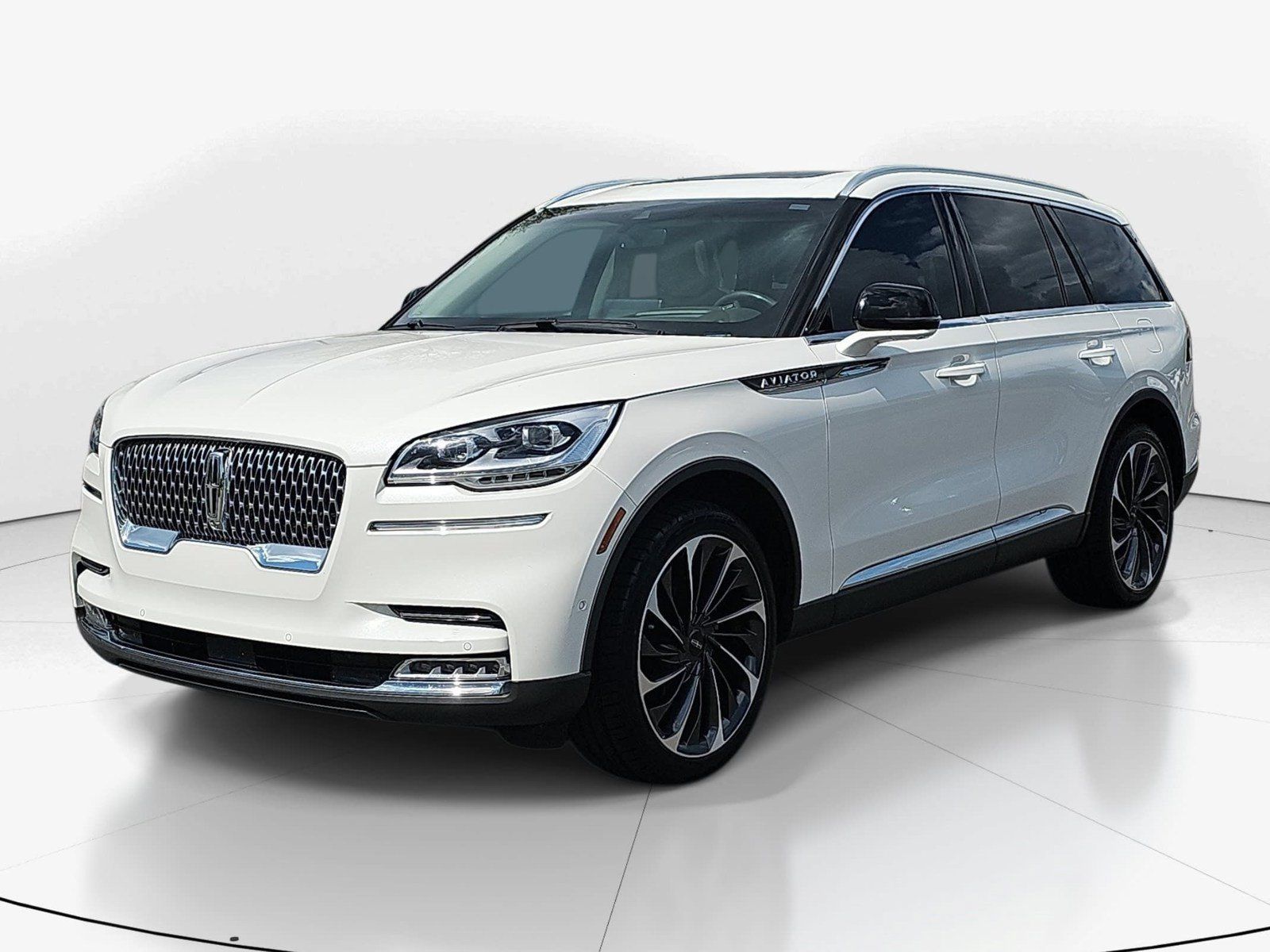 Used 2022 Lincoln Aviator Reserve w/ Equipment Group 201A AWD/4WD image 8