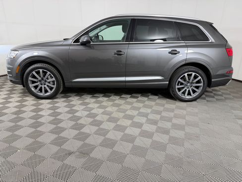Used 2018 Audi Q7 3.0T Premium Plus w/ Premium Plus Package AWD/4WD image 2
