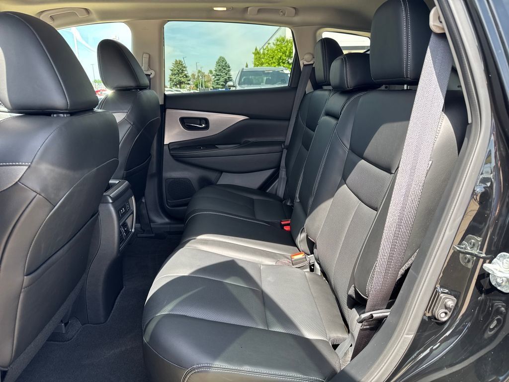 Used 2024 Nissan Murano SL AWD/4WD image 32