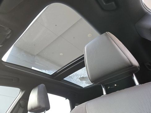 Used 2024 Lexus RX 350 AWD image 9