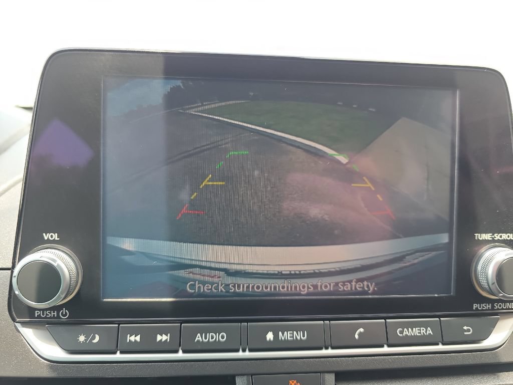 Used 2024 Nissan Altima 2.5 SV FWD image 29