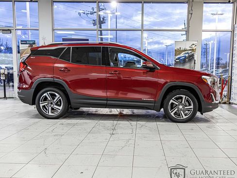 Used 2019 GMC Terrain SLT image 9