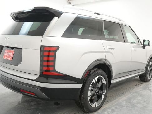 New 2026 Hyundai Palisade Limited image 9