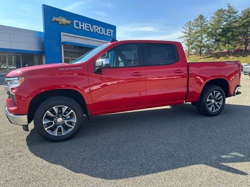 New 2026 Chevrolet Silverado 1500 LT image 3
