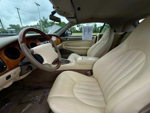 Used 1997 Jaguar XK8 Convertible RWD image 9