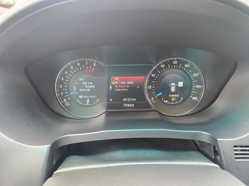Used 2016 Ford Explorer Platinum AWD/4WD image 28