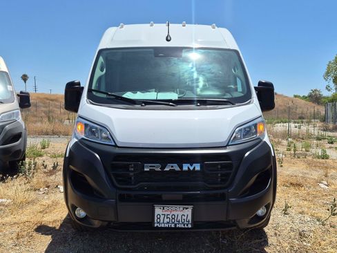 Used 2026 RAM ProMaster 2500 w/ Convenience Group FWD image 2