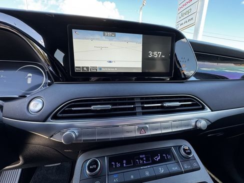 Used 2022 Hyundai Palisade Calligraphy image 33