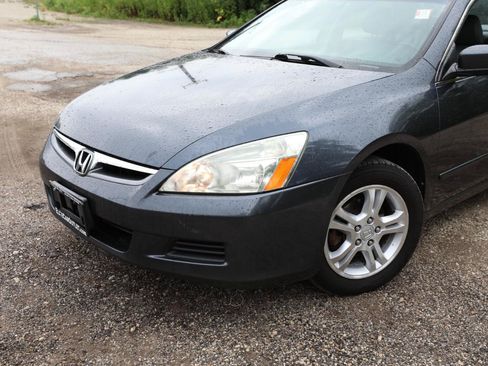 Used 2006 Honda Accord EX-L image 2