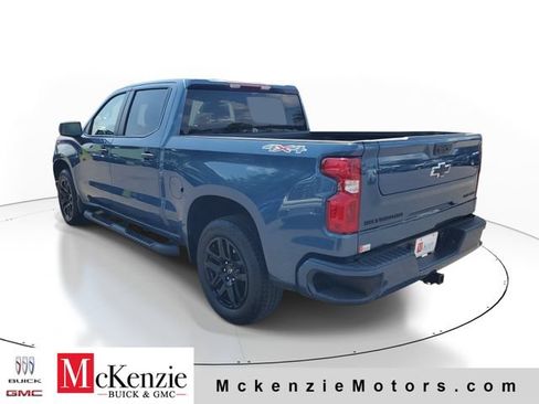 Used 2024 Chevrolet Silverado 1500 Custom w/ Turbomax Blackout Package AWD/4WD image 3
