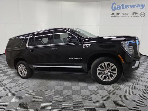 Used 2025 GMC Yukon XL Denali AWD/4WD image 1