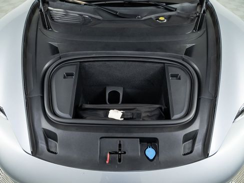 Used 2021 Porsche Taycan 4S w/ Premium Package image 35