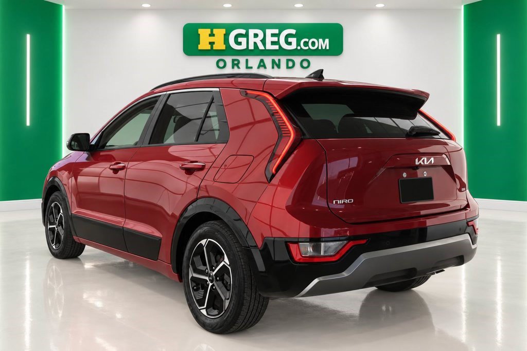 Used 2023 Kia Niro FWD image 2