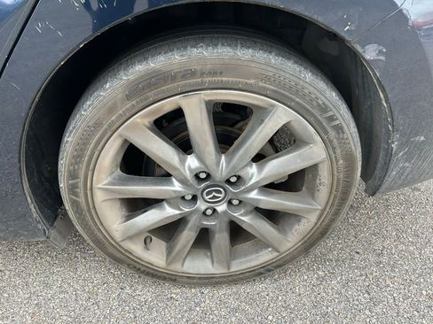 Used 2018 MAZDA MAZDA3 Touring image 9