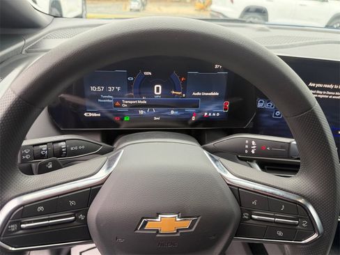 New 2026 Chevrolet Equinox EV LT image 16