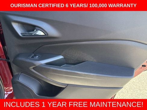 Used 2024 Chevrolet Trax RS FWD image 13