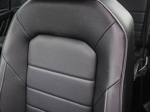 Used 2024 Volkswagen Jetta SE image 24