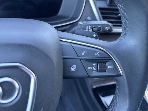 Used 2023 Audi Q5 Premium Plus image 24