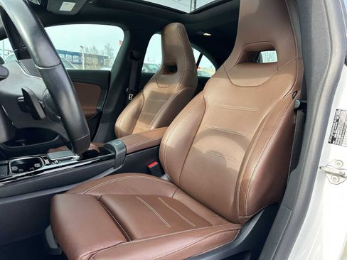 Used 2022 Mercedes-Benz CLA 250 4MATIC image 21