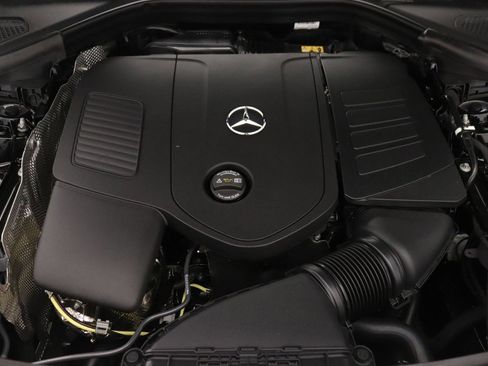 New 2026 Mercedes-Benz GLC 300 image 9