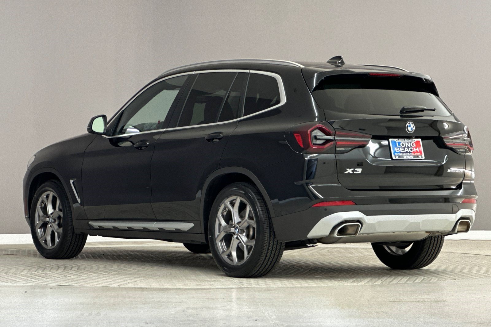 Certified 2024 BMW X3 sDrive30i w/ Convenience Package w/ZPA RWD image 3