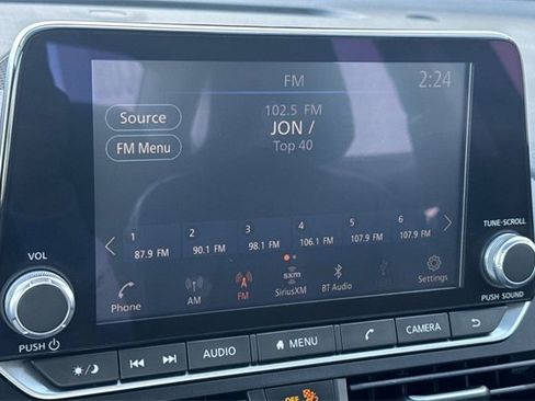 Used 2024 Nissan Altima 2.5 SR image 14