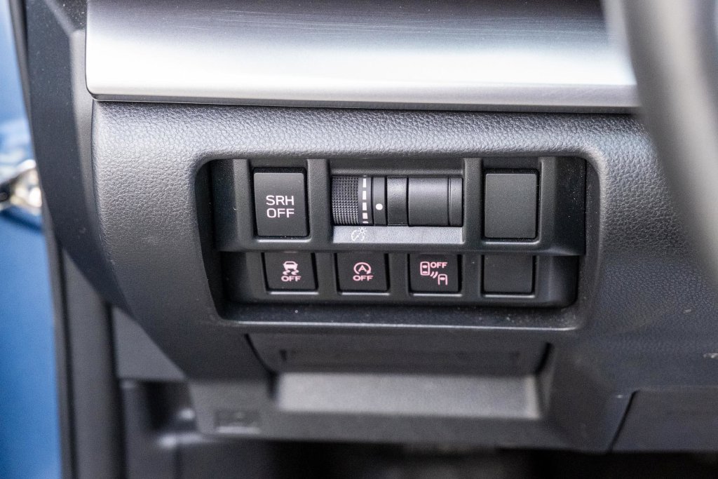 Used 2023 Subaru Crosstrek 2.5i Limited AWD/4WD image 22