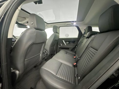 Used 2025 Land Rover Discovery Sport S image 24