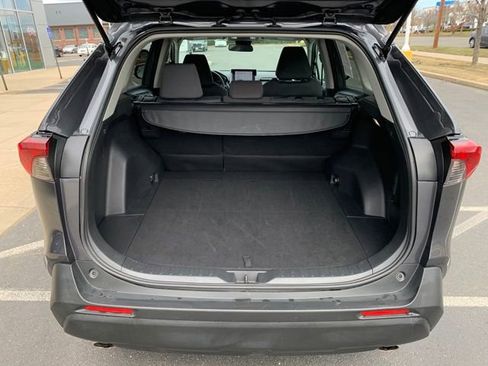 Used 2025 Toyota RAV4 XLE image 27