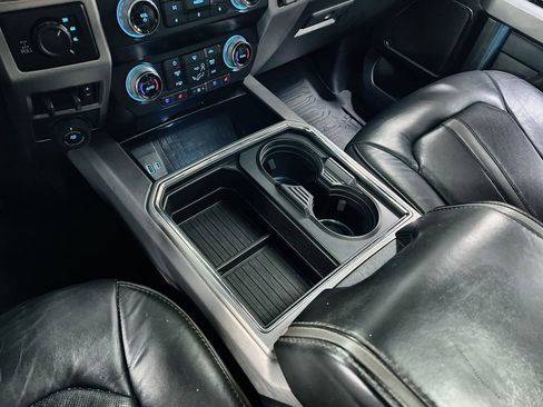 Used 2020 Ford F250 Platinum w/ FX4 Off-Road Package image 41