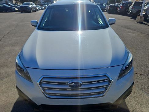 Used 2016 Subaru Outback 2.5i Premium image 8