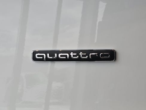 New 2026 Audi Q3 quattro 2.0T AWD/4WD image 17