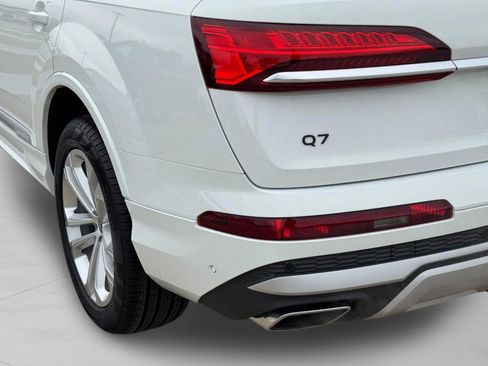 Used 2025 Audi Q7 3.0T Premium Plus w/ Premium Plus Package image 11