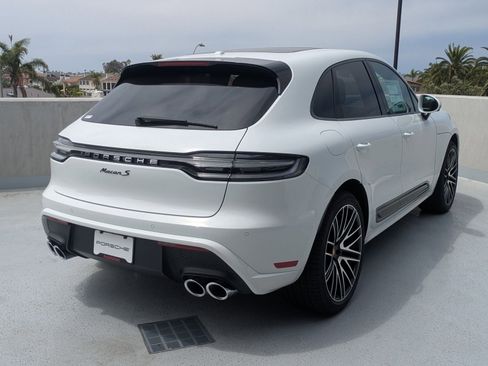 New 2025 Porsche Macan S image 9