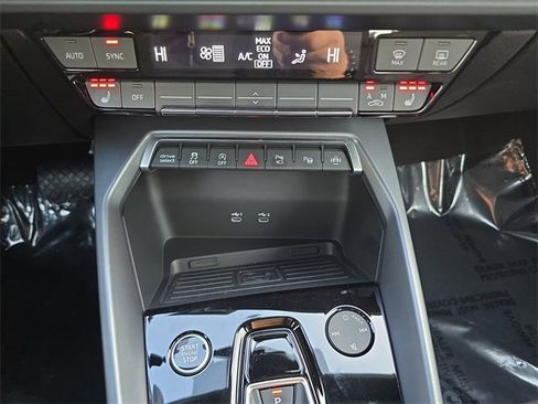 Used 2025 Audi A3 2.0T Premium image 26