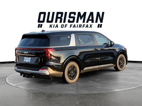 New 2026 Kia Carnival FWD image 6