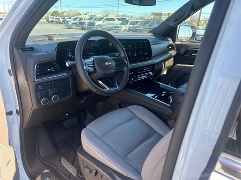 Certified 2025 Chevrolet Tahoe LT w/ Comfort Package image 7