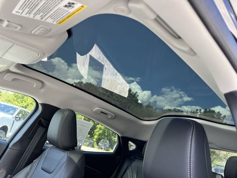 New 2025 Ford Mustang Mach-E Premium image 24