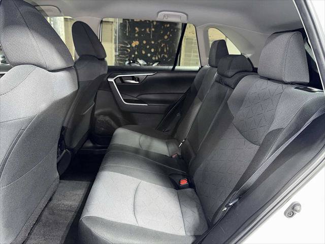 Certified 2025 Toyota RAV4 XLE AWD/4WD image 17