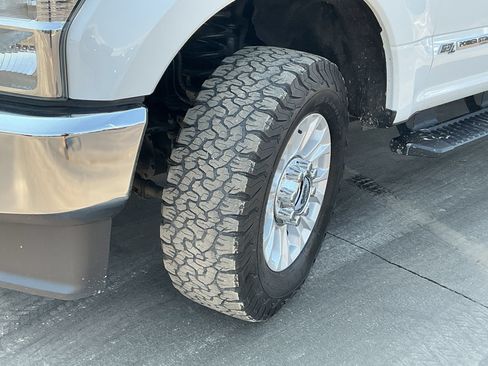 Used 2022 Ford F350 XL w/ STX Appearance Package AWD/4WD image 33