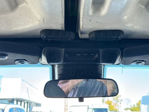 Used 2024 Jeep Wrangler Sahara image 23